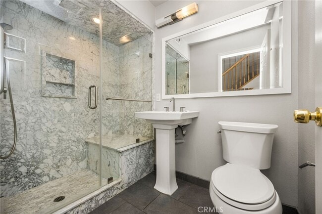 Building Photo - 4867 Tremezzo Dr