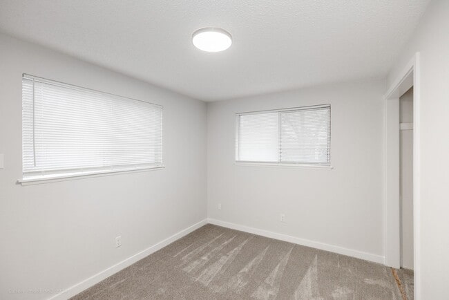 Building Photo - Remodeled 3 Bedroom 2 Bathroom Home, yard, carport