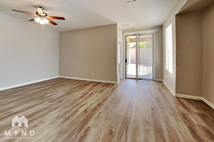 Building Photo - 41201 N Yorktown Trail