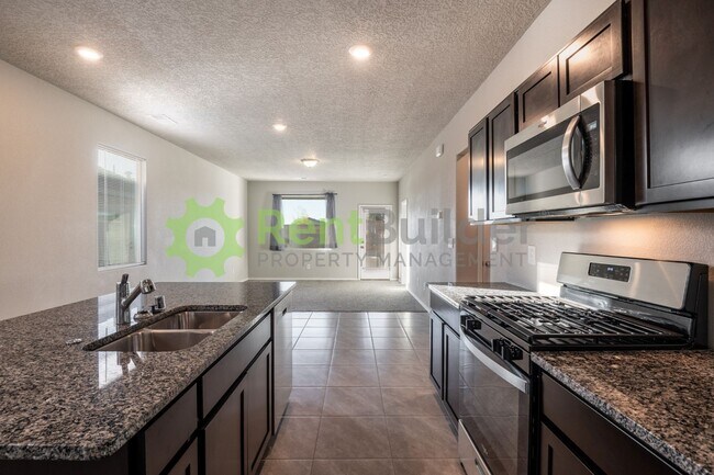 Building Photo - CHECK OUT THIS BRAND NEW DR HORTON HOME - ...