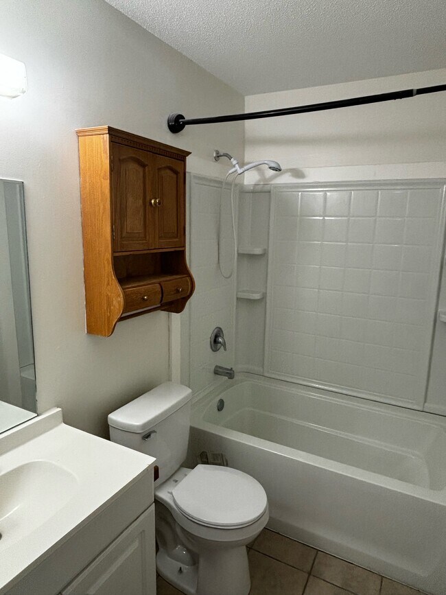 Building Photo - 179 Cherokee Cir