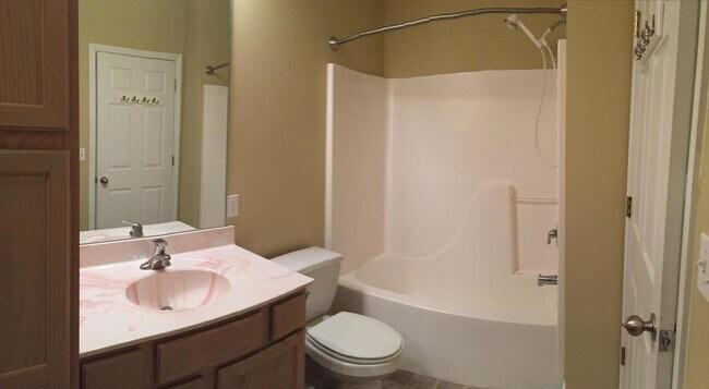 Building Photo - 1100 Kennesaw Ridge Rd