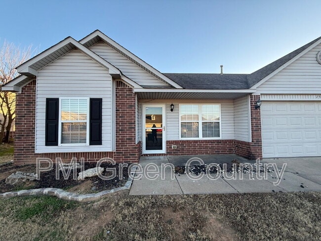 Building Photo - 25934 E 90th St S