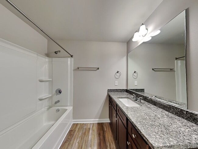Building Photo - One Month FREE Move-in Special!