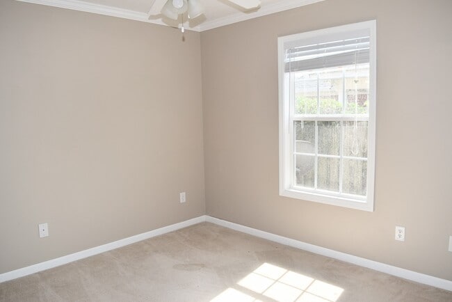 Building Photo - 1074 Grove Landing Ln