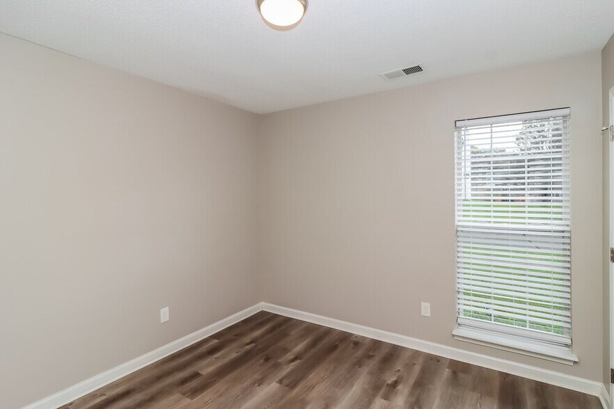 Building Photo - 4272 Maybrook Ct SW
