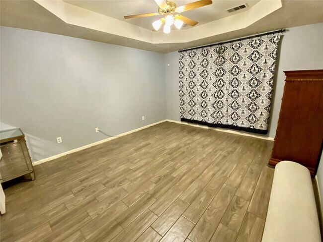 Building Photo - 7239 Brockington Dr