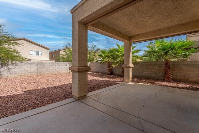 Building Photo - 3148 E Eldorado Ln