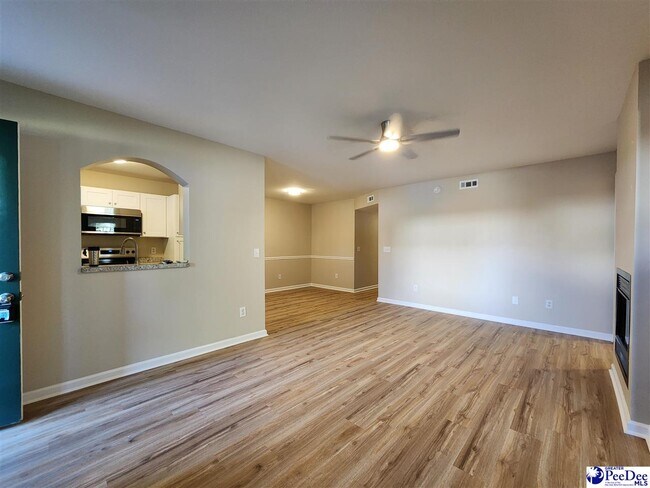 Building Photo - 1253 Vía Ponticello