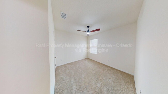 Building Photo - 2116 Silver Brk Wy