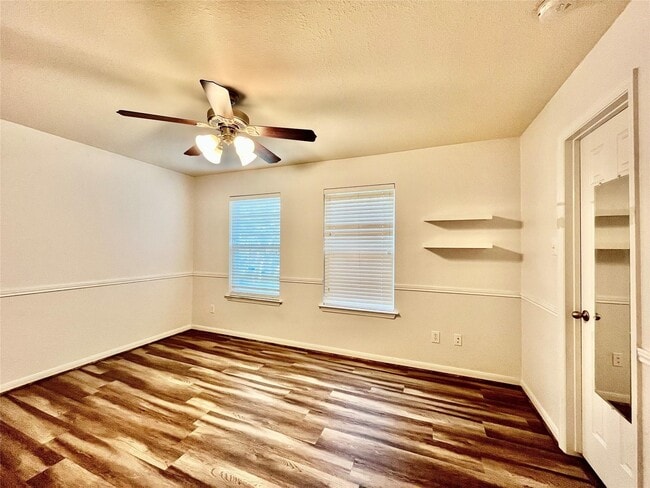 Building Photo - 7419 Pony Creek
