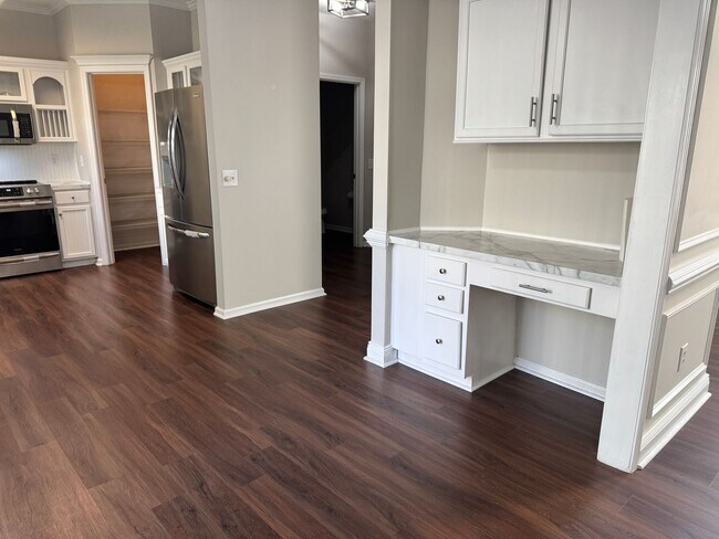 Building Photo - 3820 Windstream Way
