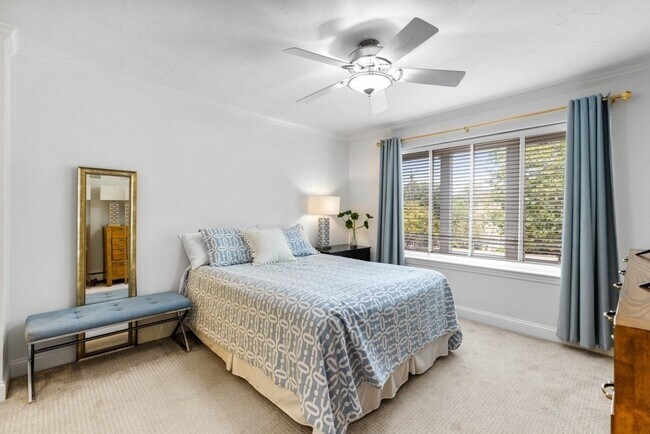 Building Photo - 84 Walpole St