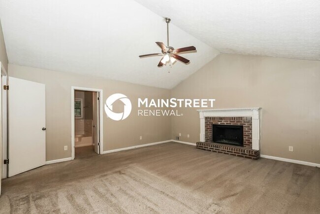 Building Photo - 3 Bedroom Pet-Friendly Home in Jonesboro, GA with Main Street Renewal