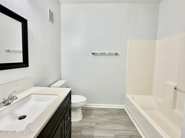 Building Photo - 6880 Skaff Ave