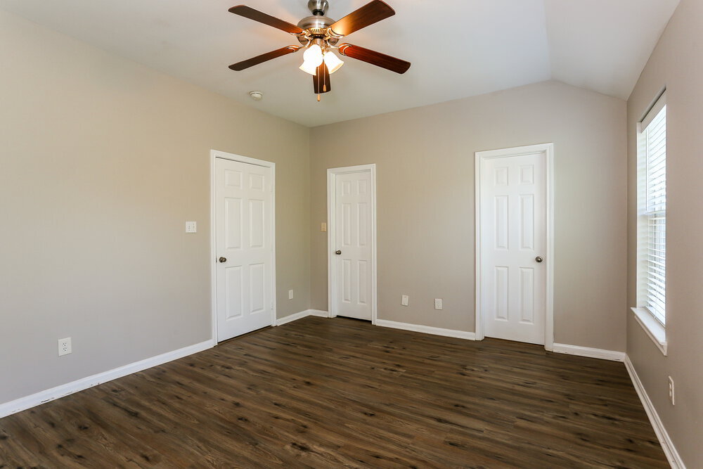 Building Photo - 4946 S Cancun