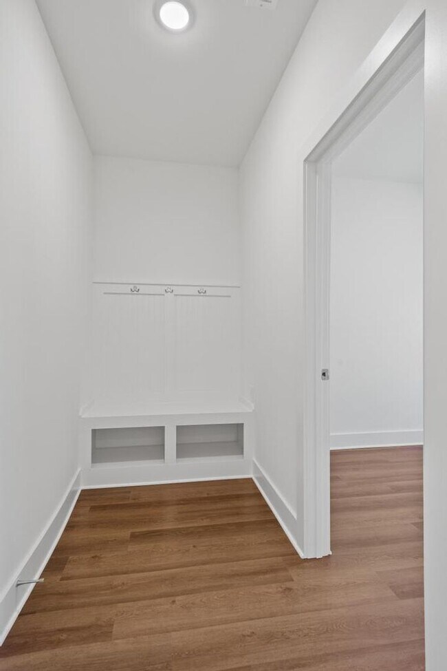 Building Photo - 3760 Patton Crst