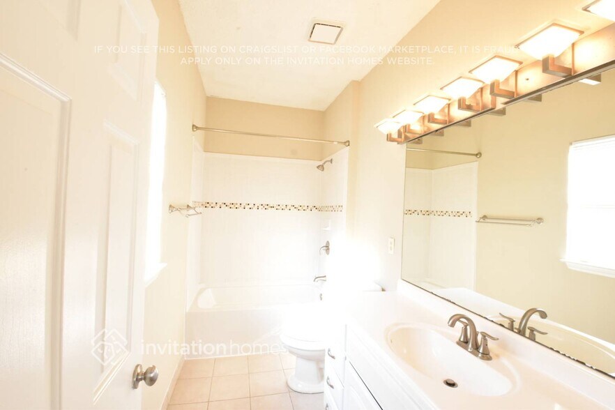 Building Photo - 1101 Gretna Green Dr