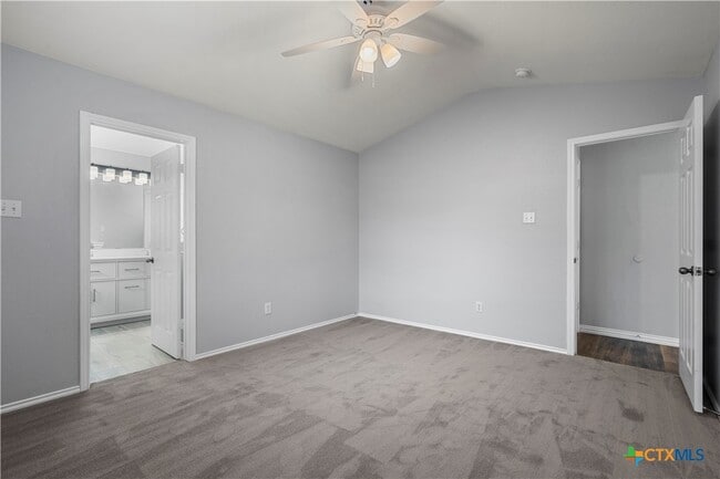 Building Photo - 4492 Mather