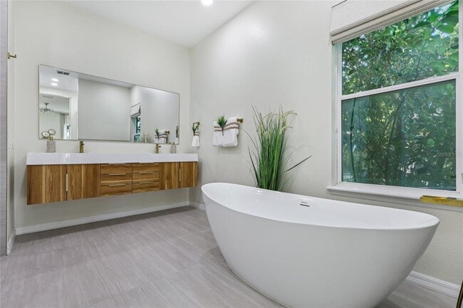 Building Photo - 14612 Glade Hill Park Way