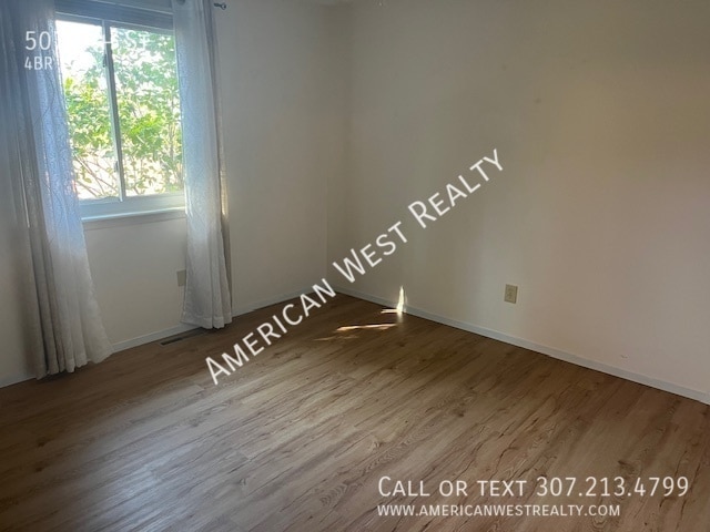 Building Photo - 507 9th St