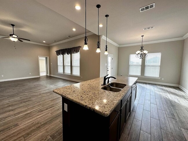 Building Photo - 10036 Dunleith Lp