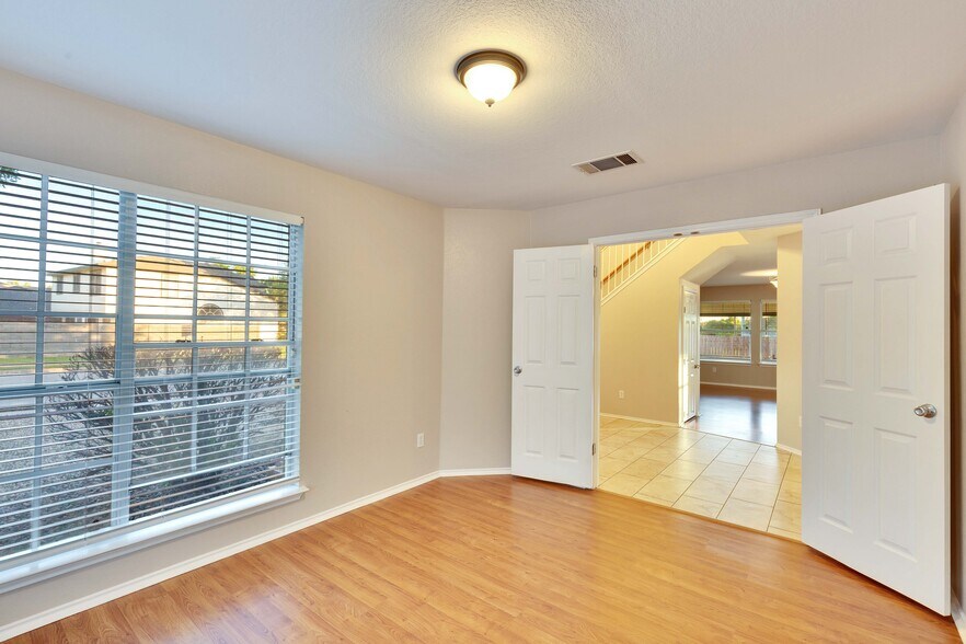 Building Photo - 3201 Mocha Trl