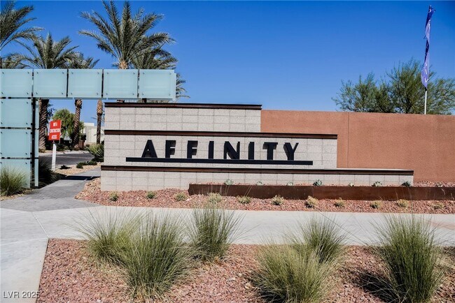 Building Photo - 11262 Cactus Tower Ave