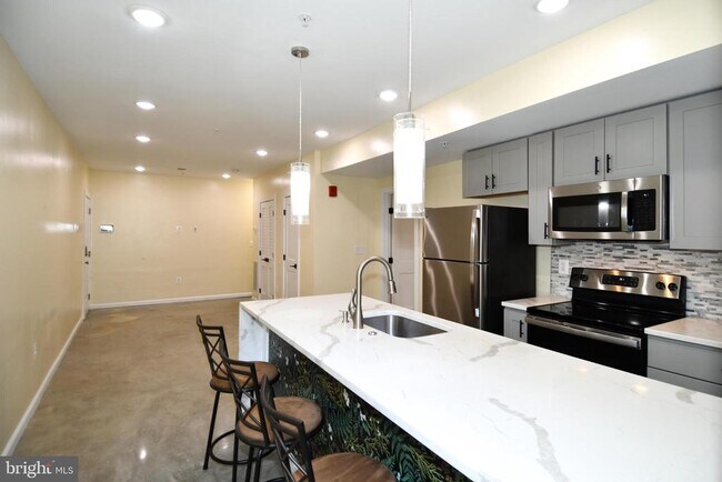 Building Photo - 1040 Bladensburg Rd NE