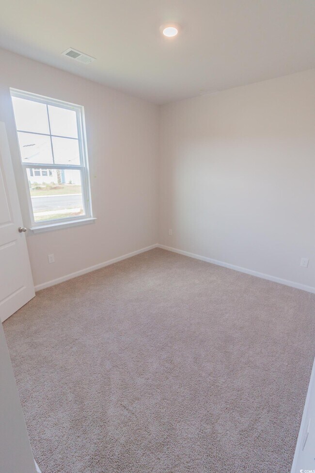 Building Photo - 540 Duvall St