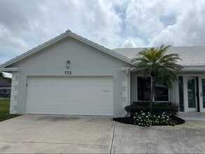 Building Photo - 772 Apple Tree Ln