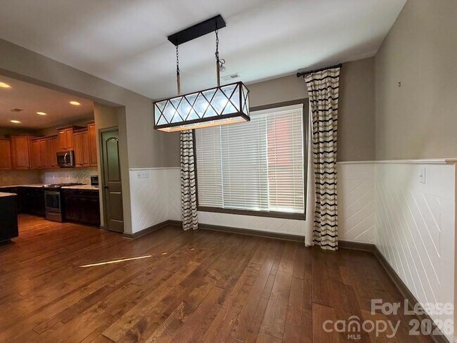 Building Photo - 15124 Sapphire Hill Ln