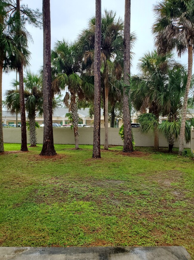 Building Photo - 836 Stonybrook Cir