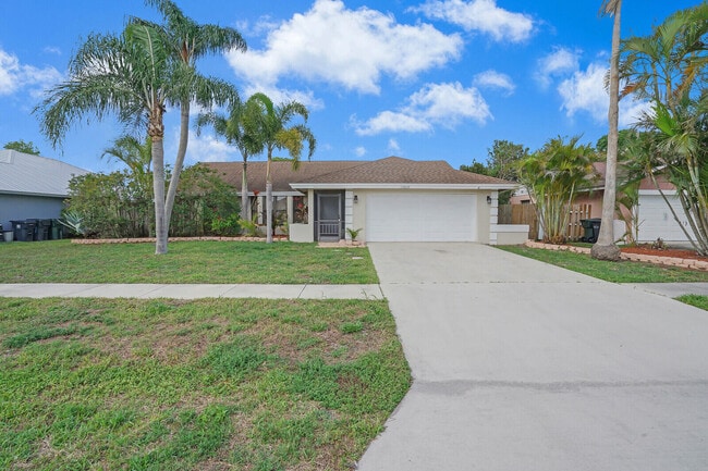 Building Photo - 13834 Geranium Pl