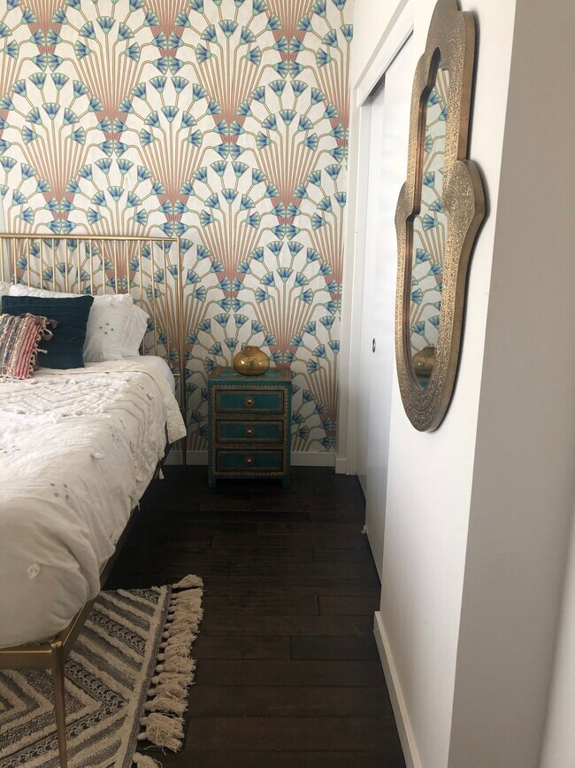 guest room - 702 Zephyr Dr