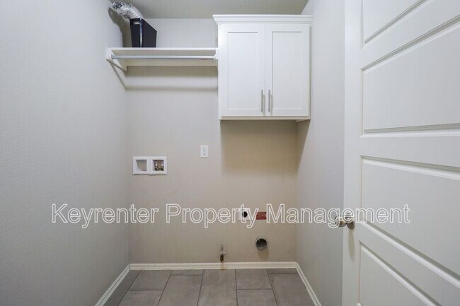 Building Photo - 3543 E 143rd Ct S