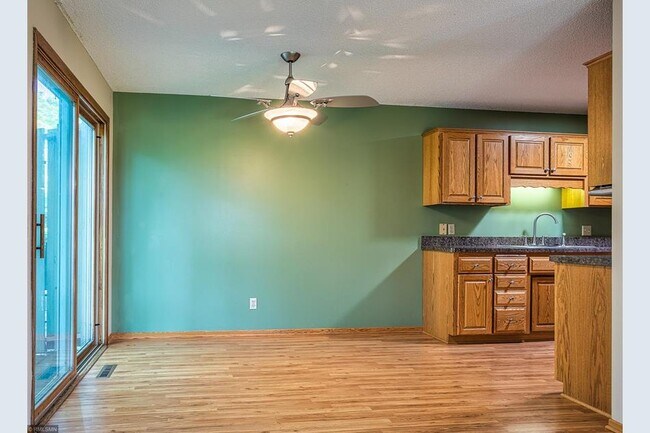Building Photo - 9241 Upland Ln N