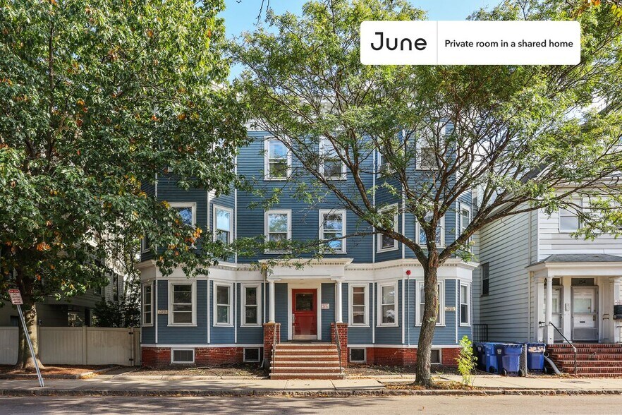 Building Photo - Room in Shared 4 bed/1 bath home