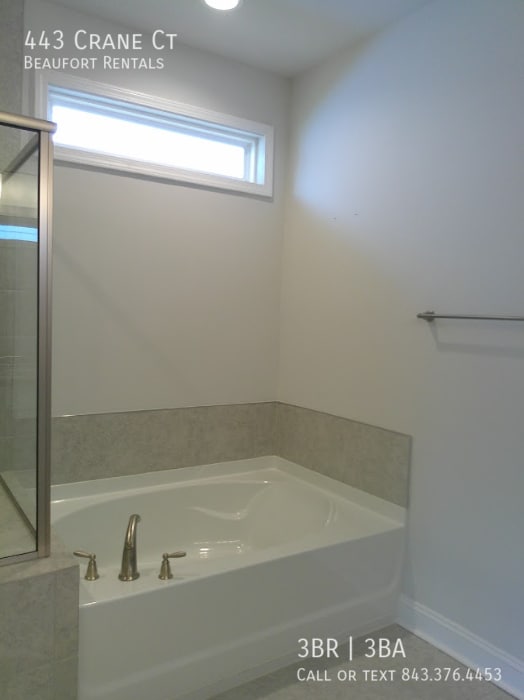 Building Photo - 443 Crane Ct
