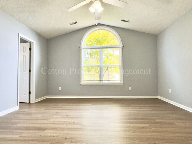 Building Photo - 3BR/2BA Home in Ogden $,2200/ month