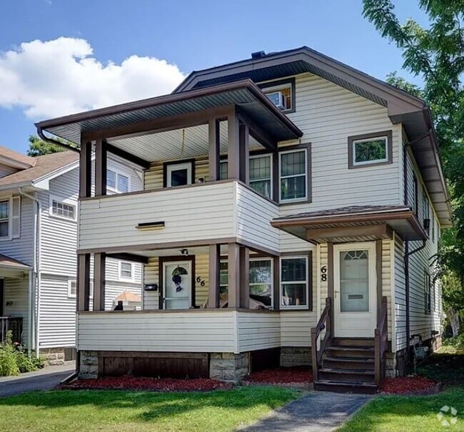 Building Photo - 66 Pioneer St