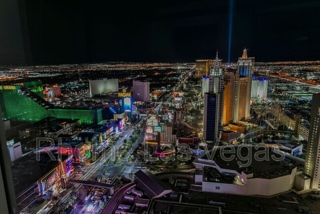 Building Photo - 3750 Las Vegas Blvd S