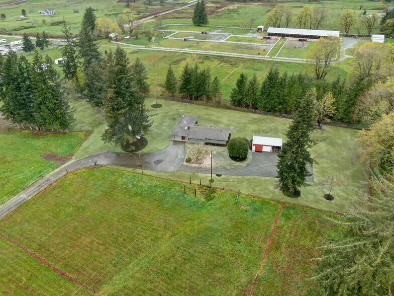 Building Photo - 34505 US 2