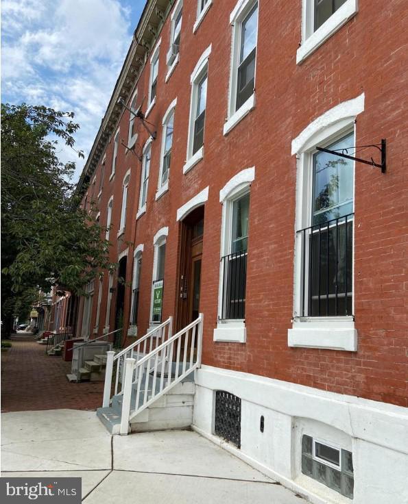 Building Photo - 3711 Lancaster Ave