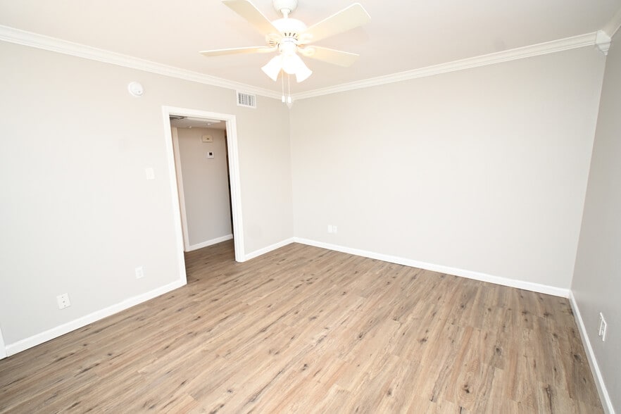 Bedroom 3 - 3820 Fairfield Ave