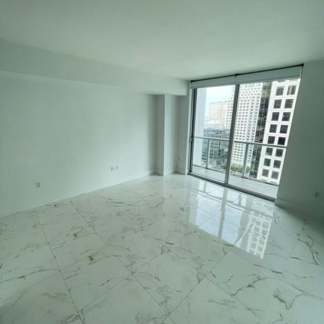 Building Photo - 500 Brickell Ave