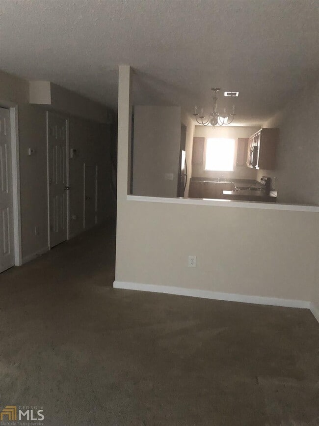 Building Photo - 123 Saine Dr SW