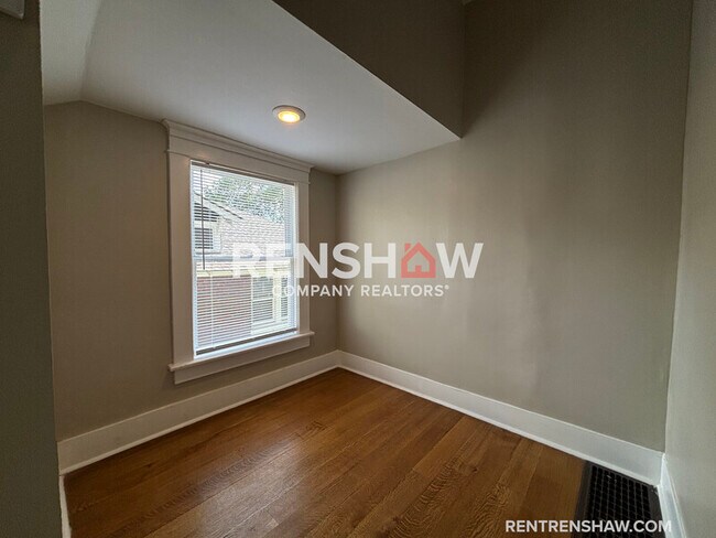 Building Photo - 59 N Willett St