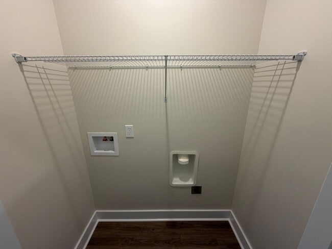 Building Photo - 225 Deer Trail