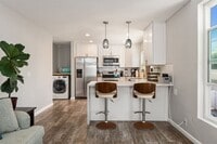 Building Photo - Fully furnished- North Mission 2 bed 2.5 baths - 6 houses from the beach.